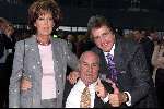 Rotterdam 23 maart 2001
Lee Towers onthulling borstbeeld in Ahoy.
Lee en Laura en Willem Duys