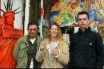 Haarlem 25 maart 2202
Coffeeshop Willie Wortel.
David Crane(r) Fats Shariff (l) and Maruska de Blaauw(m)
Coffeeshop