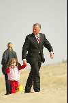 Noordwijk 30 maart 2002
Harry Mens met zijn dochters op het strand