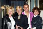 Amsterdam 2 maart 2002
Modeshow Mart Visser in het Hilton
Leco v Zadelhof met Caroline Tensen en Christine Kroonenberg