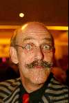 Scheveningen 25 maart 2202
Afscheid van Henk v d Meyden in het circustheater.
Maxi met vrouw