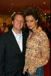 Amsterdam 16 maart 2002
modeshow Paul Schulten in het okura
pauline Huizinga met vriend