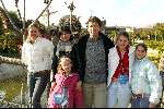 Disneyland Parijs 14 naart 2002
10 jarig bestaan disneyland
Robert ten Brink met gezin