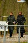 Lisse22 maart 2002
Suze Mens wandelen met dochter Marloes Mens