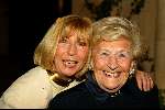 Hilversum 24 maart 2002
Gala  Willeke Alberti Foundation bij studio 21
 Willeke en Ria Alberti