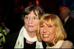 Hilversum 24 maart 2002
Gala  Willeke Alberti Foundation bij studio 21
Kitty Courbois met Willeke Alberti