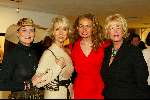 amstelveen 12 maart 2003
Opening expositie ans marcus bij jan v d togtmuseum.
vivian boelen coco de meyere en sheila de vries
