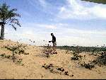 Dubai 6 Mei 2001
Jan Gisbers tijdens De Dubai Open. Een zwaar gedoteert toernooi voor alleen de allergrootste van deze aarde. Vooral letten op dat gespierde lichaam van hem !!!!!!!!!!!!