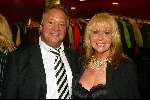 Amsterdam 6 maart 2003
uitreiking van de edison prijzen in de heineken musichall
john v katwijk met zijn vrouw loes