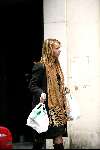 Amsterdam 8 maart 2003
Linda de mol shoppen op pc