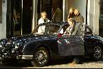 Amsterdam 9 maart 2003
Ralph Inbar met zijn vrouw in een oude jaguar s type