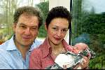 Naarden 5 maart 2003
Rob Fruithof met zijn zoontje Leon en vrouw
