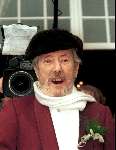Albert Mol
tijdens hun trouwen op 16 maart 1998
Overleden 9 maart 2004