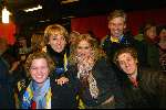 Hilversum 6 maart 2004
Idols Idols in studio 22.Alice met broer en familie
De 10 finalisten  .
