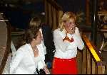 Amsterdam 30 maart 2004
Surpriseparty 
Caroline Tensen huilend