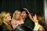 Amsterdam 3 maart 2004
Presentatie nieuw magazine Jacky in Jimmy Woo.
Mari v d Ven Ellemieke Vermolen en Rosanna Lima