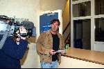 Amsterdam 16 maart 2004
Gerard Joling moet zich melden bij Politieburo met cameraploeg.