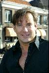 Muiden 29 maart 2003
Presentatie dvd Gerard Joling bij Cafe ome Ko in Muiden.
Gerard Joling