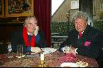 Blaricum 2 maart 2004
Willibrord Frequin bij cafe Moeke Spijkstra samen met Karel Hille
Peter Smulders bv