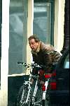 Amsterdam 10maart 2004
Maarten Spanjer met de fiets in amsterdam