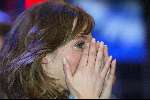 Hilversum 6 maart 2004
Idols in studio 22. Meike Idols huilend
Eerste finale ronde 2004