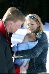 Lech 17 maart 2004
Prinses Maxima, Prins Willem Alexander en  Prinses Amalia   in Lech.