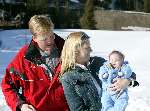 Lech 17 maart 2004
Prinses Maxima, Prins Willem Alexander en  Prinses Amalia   in Lech.