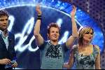 Hilversum 13 maart 2004
Finale Idols in studio 22 in Hilversum.
Reinout  Oerlemans en Tooske Breugem en Robin Idols