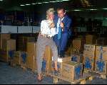 Schiedam 1987 Vanessa ( Connie Breukhoven ) met haar nieuwe vriend Hans Breukhoven in het magazijn van Free Records