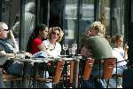 Amsterdam 30 maart 2004
Wim Kieft met ex vrouw Sylvia Kieft op terras
Tatoeage