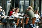 Amsterdam 30 maart 2004
Wim Kieft met ex vrouw Sylvia Kieft op terras
Tatoeage