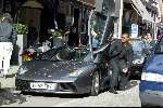 Amsterdam 27 maart 2004
Winston Bogarde met Lambourgini op PC Hooftstraat