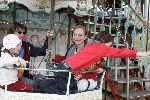 Biddinghuizen 25 januari 2005
Opening Walibi World.
Ariane Spier met vriend en kinderen