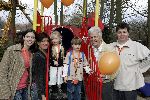 Biddinghuizen 25 januari 2005
Opening Walibi World.
Ben Cramer met kinderen en kleinkinderen