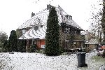 Bussum 1 maart 2005
Caroline Tensen bij tijdelijke huis
