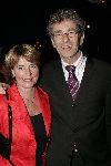 Utrecht 21 maart 2005
Tineke Schouten 25 jaar artiest en ze krijgt een koninklijke onderscheiding in het Jacobi theater.
Chiel v Praag met vrouw