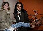 Hazerswoude rijndijk 17 maart 2005
Opening sportschool Leontien v Moorsel.
Leontien en Danielle Overgaag