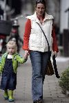 Amsterdam 24 maart 2005
Prinses Annette en  haar dochtertje Isabelle