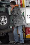 Amsterdam 15 maart 2005
Jeroen Pauw in jeep bij benzinestation.