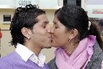 Biddingshuizen 25 maart 2005
opening Walibi World.
Jody Bernal en Shanne Breukhoven kussend