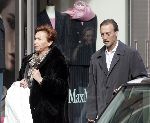 Amsterdam 16 maart 2005
Johan Neeskens winkelen met zijn vrouw op de pc Hooftstraat