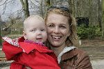 Biddinghuizen 25 januari 2005
Opening Walibi World.
Marilou v Steenis met baby