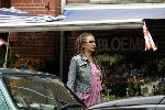 Amsterdam 25 maart 2005
Patty Brard op 50e verjaardag  boodschappen doen op cornelis schuytstraat