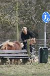 Wijk bij Duurstede 16 maart 2005
Prinses Irene op de de fiets naar de markt in Wijk bij Duurstede