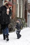Amsterdam 2 maart 2005
Prinses marilene met Lucas  v Vollenhoven en Anna v Vollenhoven  in de sneeuw