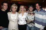 Utrecht 21 maart 2005
Tineke Schouten 25 jaar artiest en ze krijgt een koninklijke onderscheiding in het Jacobi theater.
3 zoons Hans Kazan Oscar Rens en ..