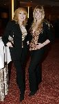 Amsterdam 13 maart 2005
Modeshow Paul Schulten in Okura. 
Yvonne Keeley met dochter
