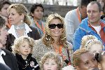 Biddingshuizen 25 maart 2005
opening Walibi World.
Leontine Borsato met Luca en Senna
