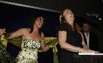 Amsterdam 15 februari 2006
Presentatie boek Heleen v Royen in club Rain.
Linda de Mol met Heleen lachend