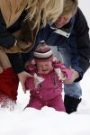 Lech 11 februari 2007
Maxima Prins Willem Alexander Amalia Alexia Koningin Beatrix Prins Constantijn Prinses Laurentien met Prinses Eloise Prins Claus Cazimir en Eleonore op vakatie in Lech.
